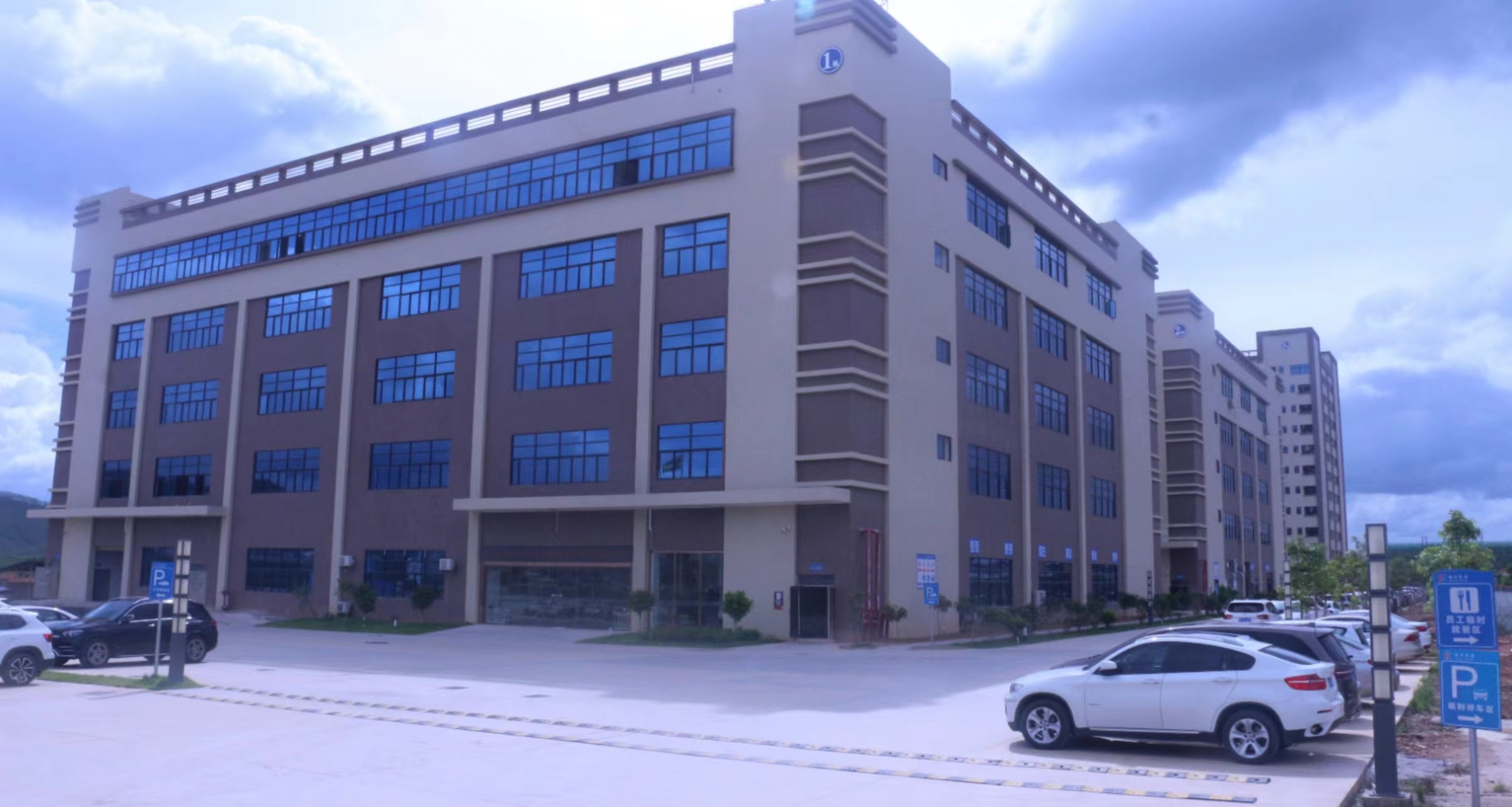 Shenzhen Xindonghui Technology Co., Ltd linha de produção da fábrica