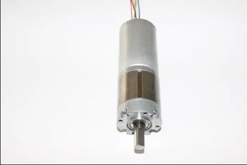 Motor de engrenagem planetária de alto torque de 36 mm sem escovas 20 Watt 45 rpm 3650 Motor sem escovas